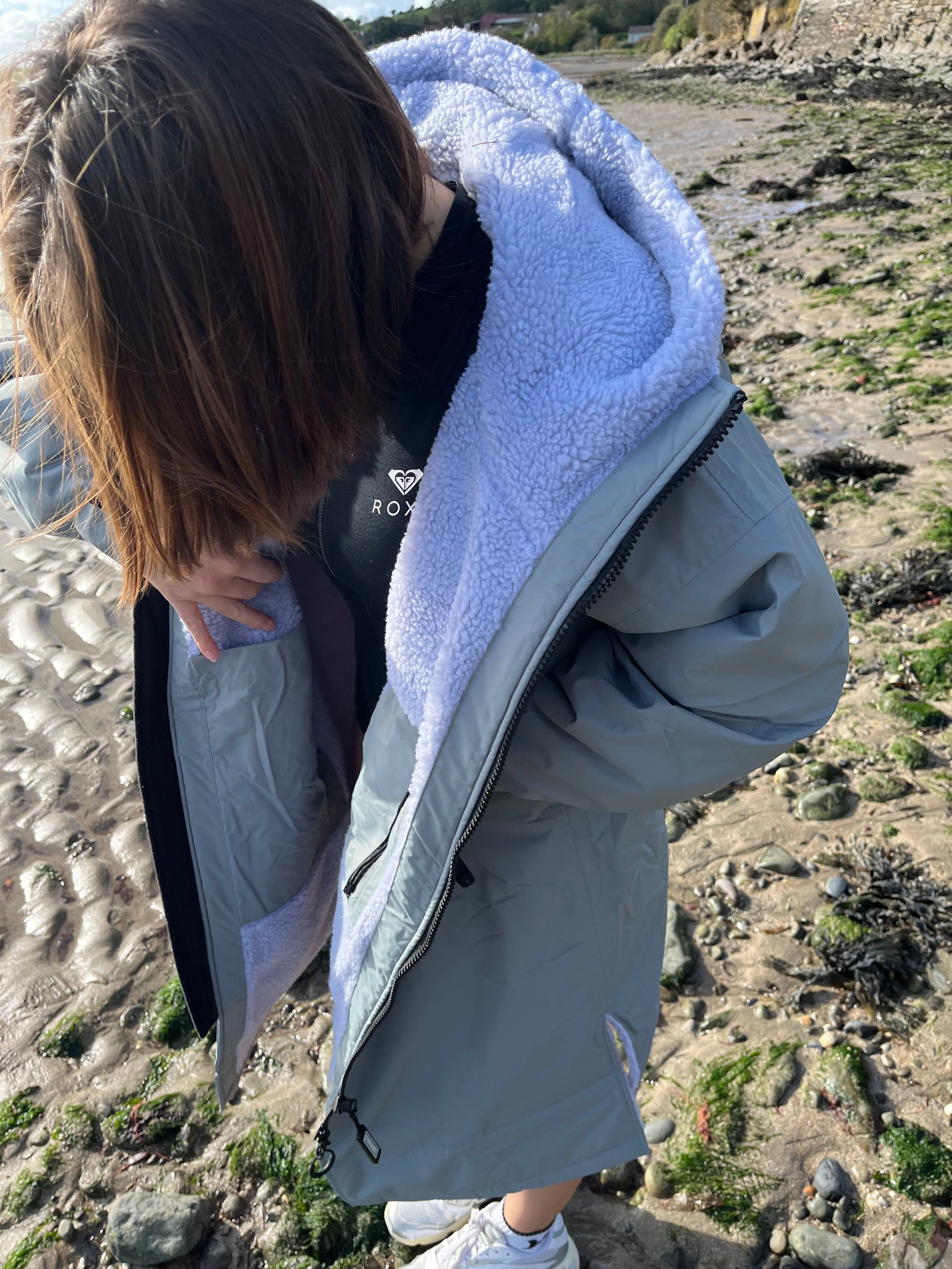 COSYROBE | GREY on GREY